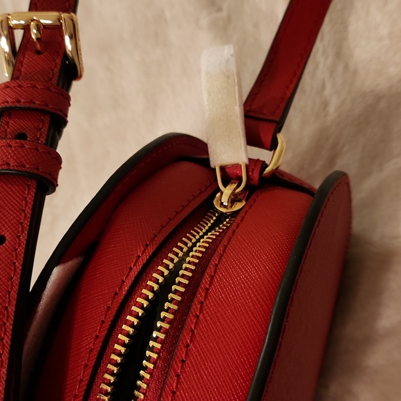 Michael Kors Jet Set Travel Crossbody in bright red - Picture 7 of 7